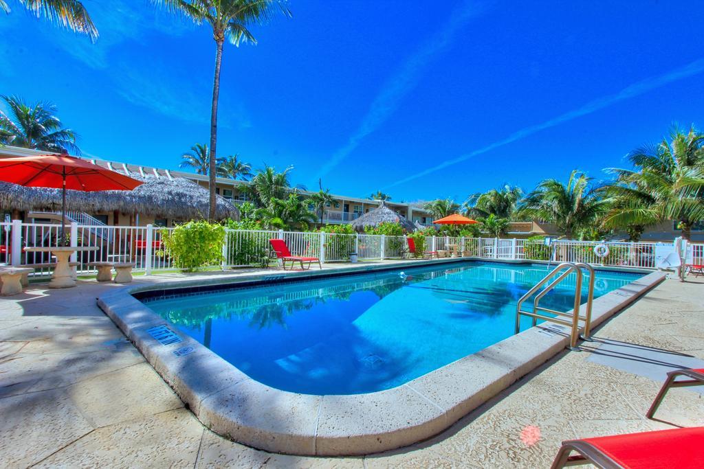 Oceans Beach Resort & Suites Pompano Beach Exteriör bild